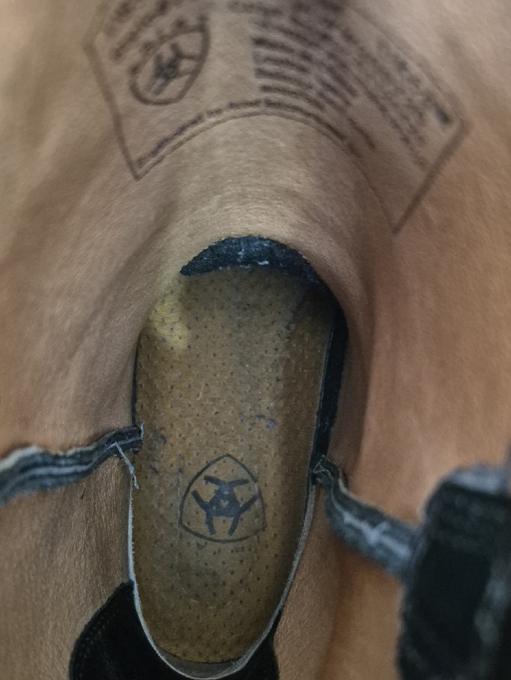 Ariat Men's Size 9 Heritage Roper Round Toe Leather Cowboy Boots, Western - Picture 13 of 13